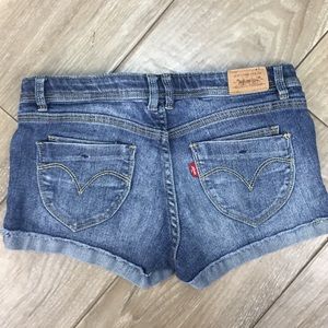 Levi’s denim shorts